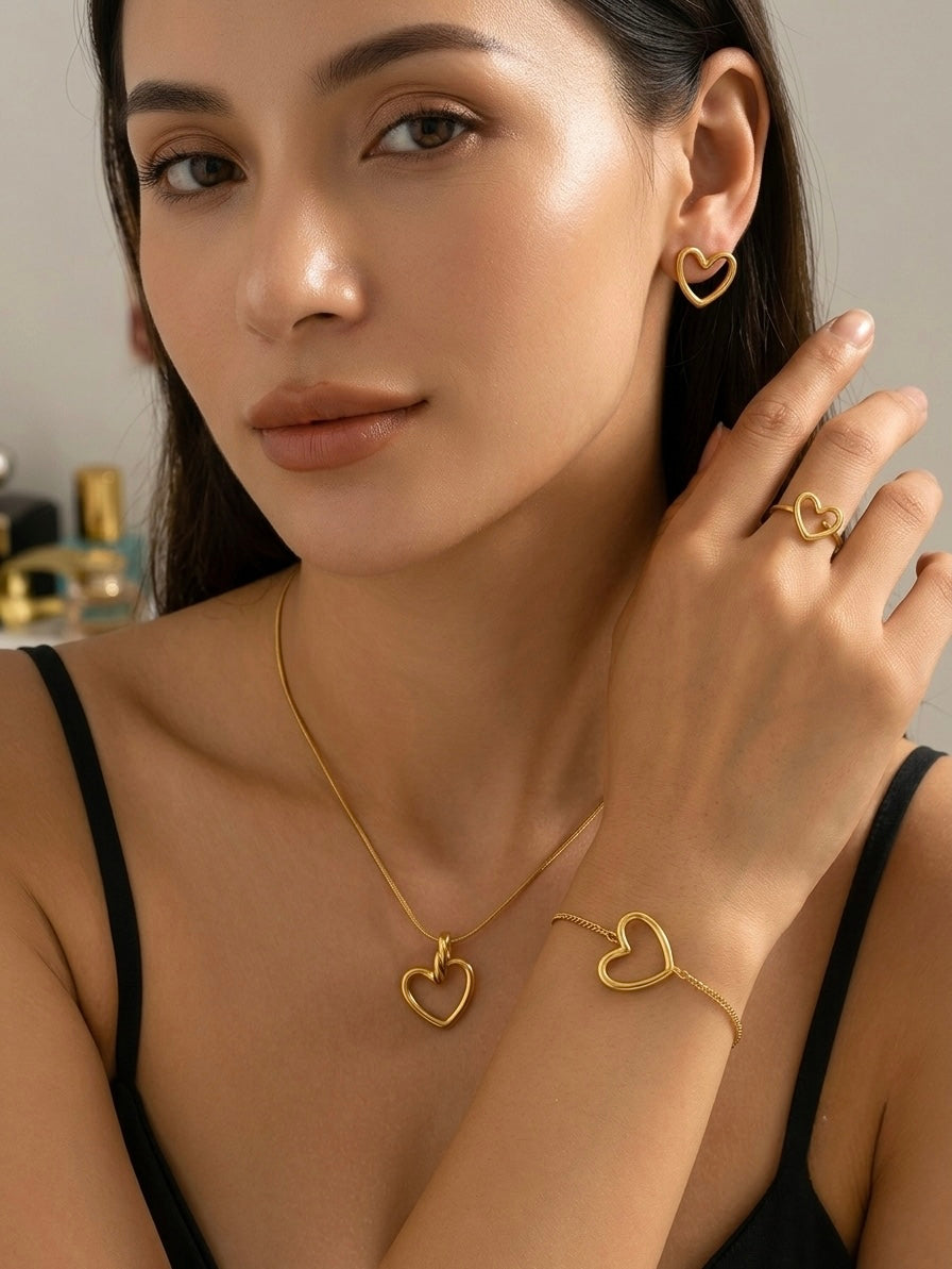 Casual heart shape jewellery sets for regular wear